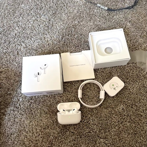AirPod pro 2nd gen band new